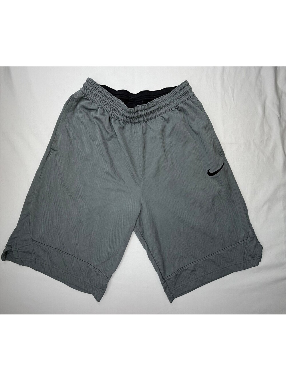 Nike Men's Dri-Fit Shorts Basketball Elastic Waistband Logo Size Medium Grey